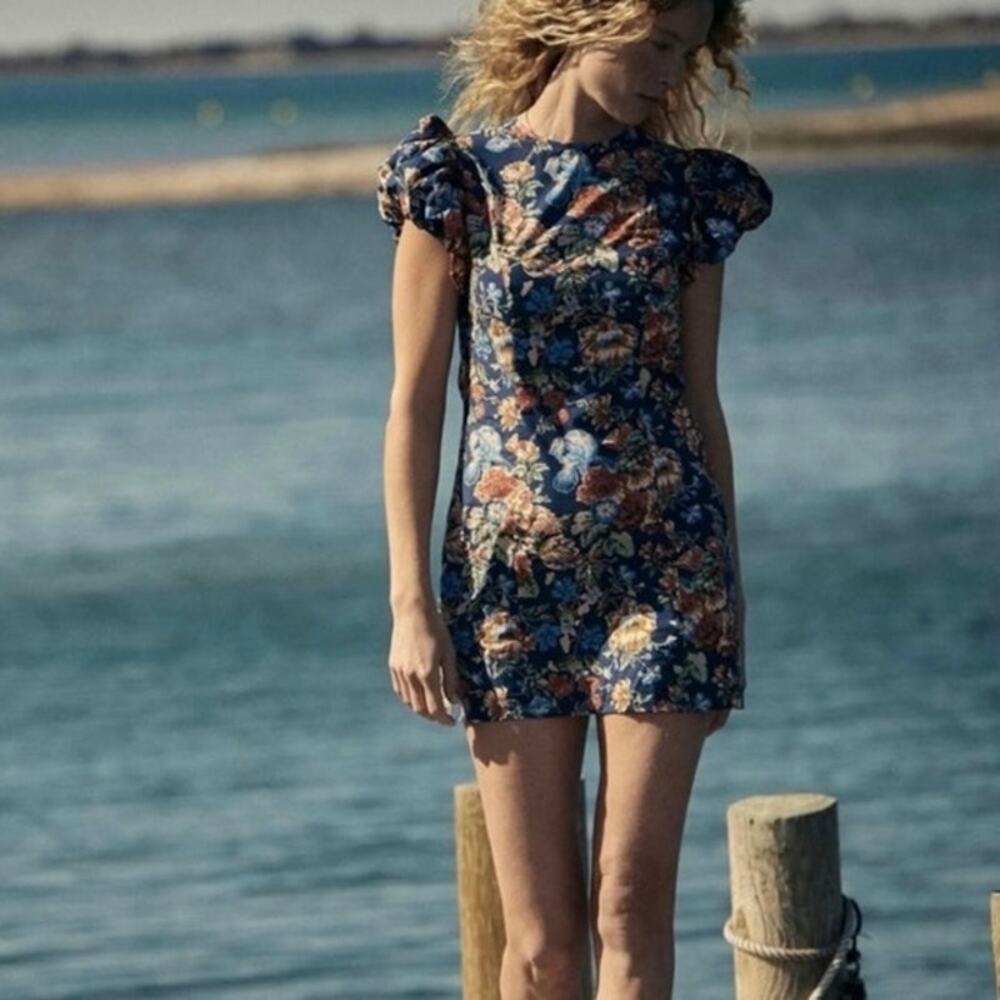 Floral Puff-Sleeve Mini Dress in Navy Blue